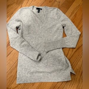 Aqua Light Gray V-Neck Sweater